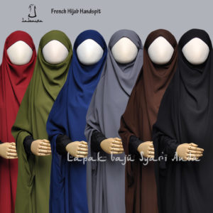 French Hijab Handsplit